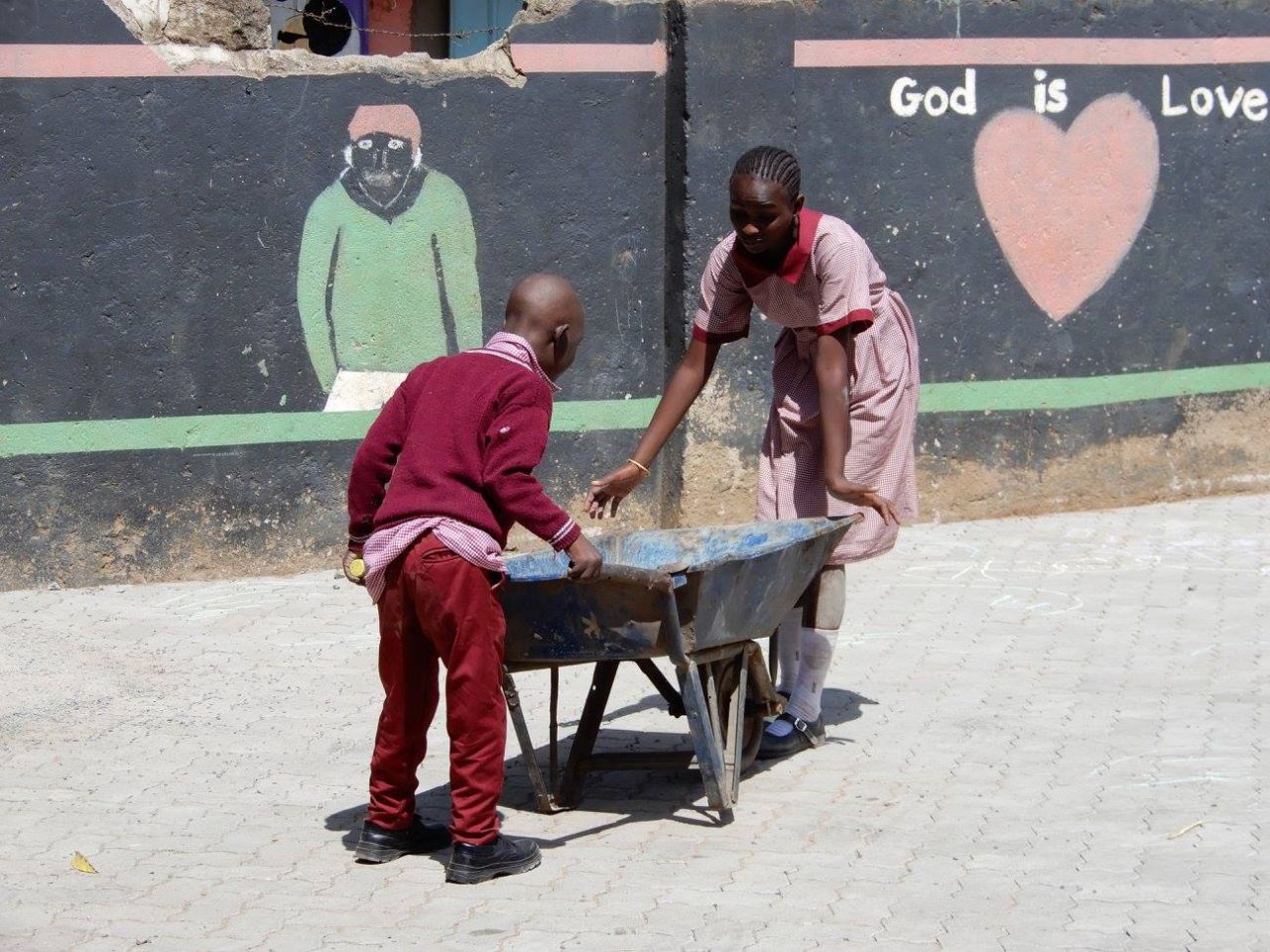 Nairobi/ Kenia Neugestaltung der St. Maurusschule